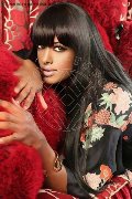 Foto Immagine Laura Terza Gamba Travescort Milano 3383091910 - 1