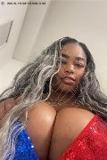 Ferrara Girls Carolina Ferrari 380 37 50 196 foto selfie 17