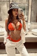 Arezzo Girls Kate Bush 329 58 87 340 foto selfie 3