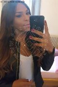 Roma Trav Thais Melo 388 32 39 396 foto selfie 43