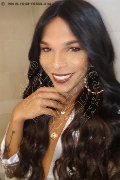 Roma Trav Thais Melo 388 32 39 396 foto selfie 36