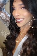 Roma Trav Thais Melo 388 32 39 396 foto selfie 33