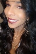 Roma Trav Thais Melo 388 32 39 396 foto selfie 32