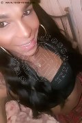 Roma Trav Thais Melo 388 32 39 396 foto selfie 119