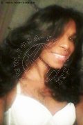 Roma Trav Thais Melo 388 32 39 396 foto selfie 66