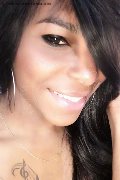 Roma Trav Thais Melo 388 32 39 396 foto selfie 60