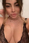 Prato Girls Karen 320 85 29 185 foto selfie 2