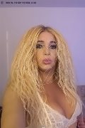 Lecco Trans Escort Sophie Massaggiatrice 328 79 52 757 foto selfie 4